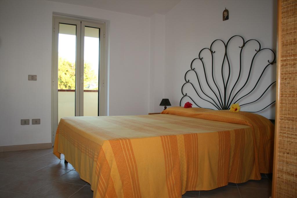 Residenza Stefanelli Apartment Капо Ватикано Стая снимка